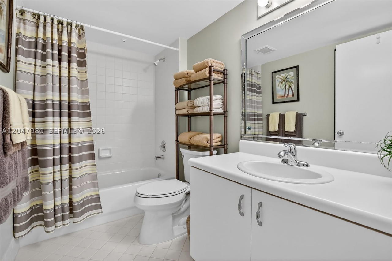 Real estate property located at 1651 127th Ave #305A, Broward, Falmouth At Century Villa, Pembroke Pines, FL