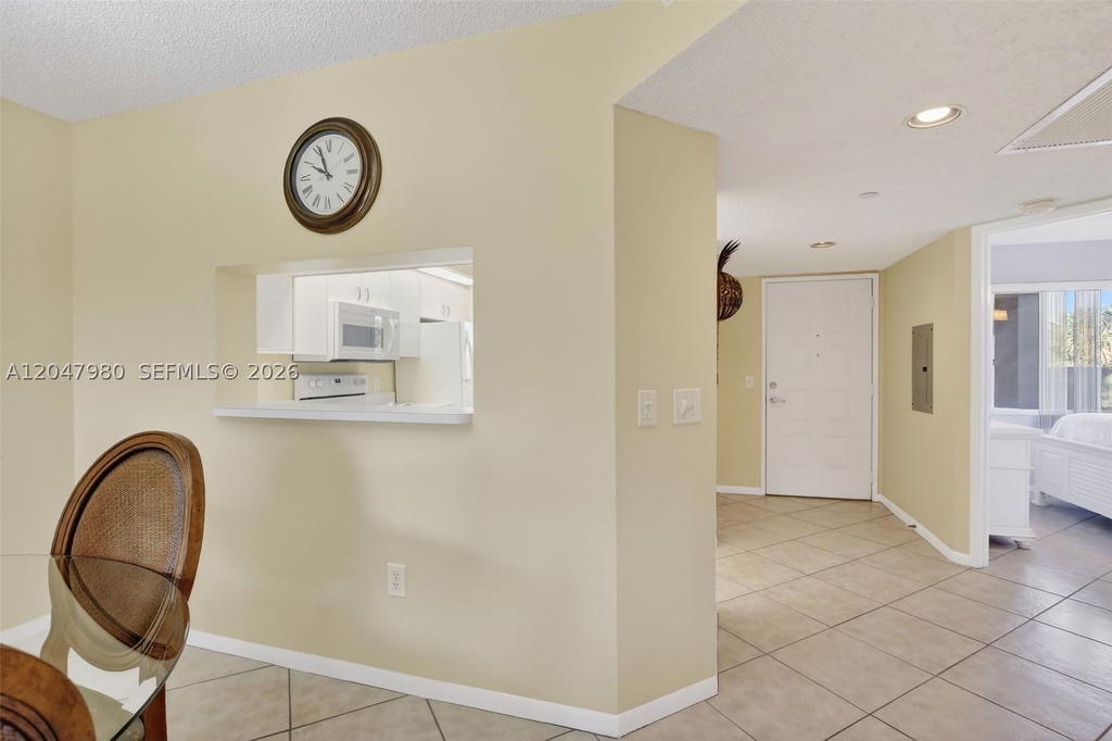Real estate property located at 1651 127th Ave #305A, Broward, Falmouth At Century Villa, Pembroke Pines, FL