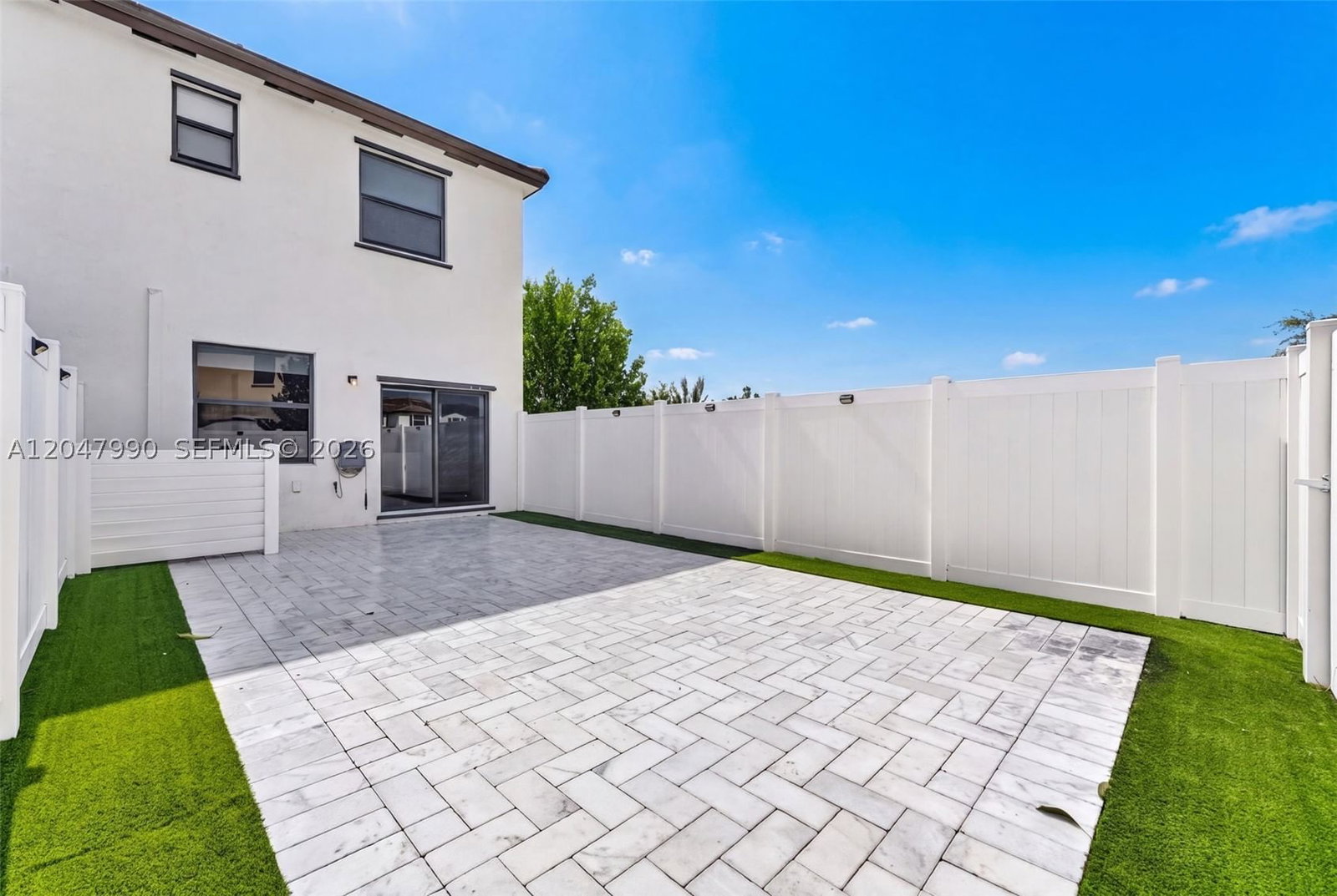 Real estate property located at 10908 32nd Ln, Miami-dade, Aquabella North Replat, Hialeah, FL