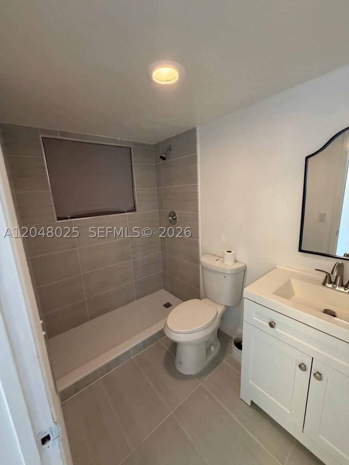 Real estate property located at 12590 16th Ave #512, Miami-dade, 12590 Coronado Towers Con, North Miami, FL