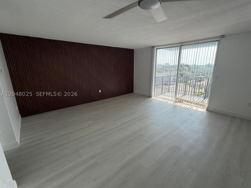 Real estate property located at 12590 16th Ave #512, Miami-dade, 12590 Coronado Towers Con, North Miami, FL