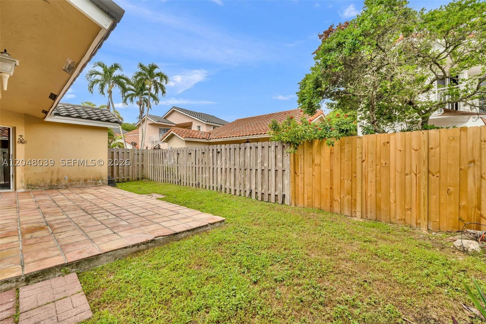 Real estate property located at 4916 154th Ave, Miami-dade, Lakes Of The Meadow-meado, Miami, FL