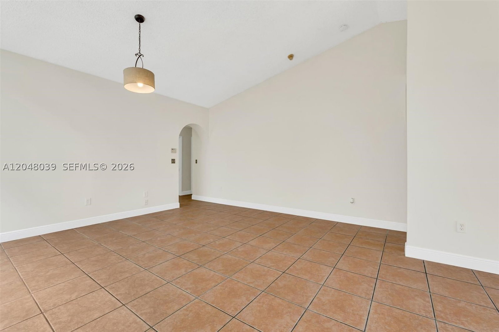 Real estate property located at 4916 154th Ave, Miami-dade, Lakes Of The Meadow-meado, Miami, FL
