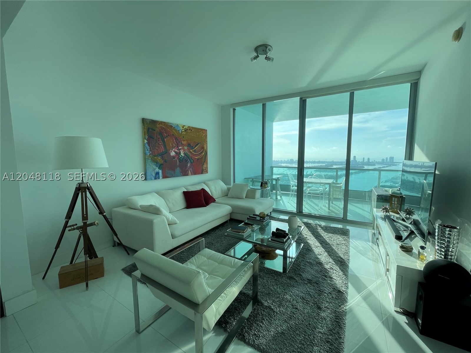 Real estate property located at 900 Biscayne Blvd #5505, Miami-dade, 900 Biscayne Bay Condo, Miami, FL