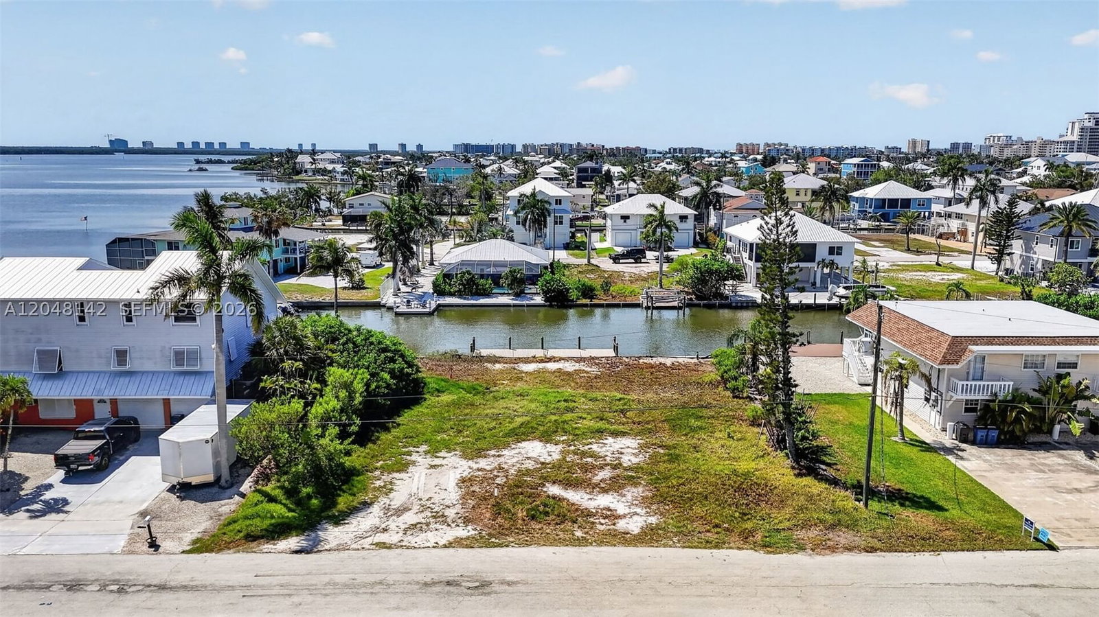 Real estate property located at 21581 Widgeon Ter, Lee, Fort Myers Beach, Fort Myers, FL