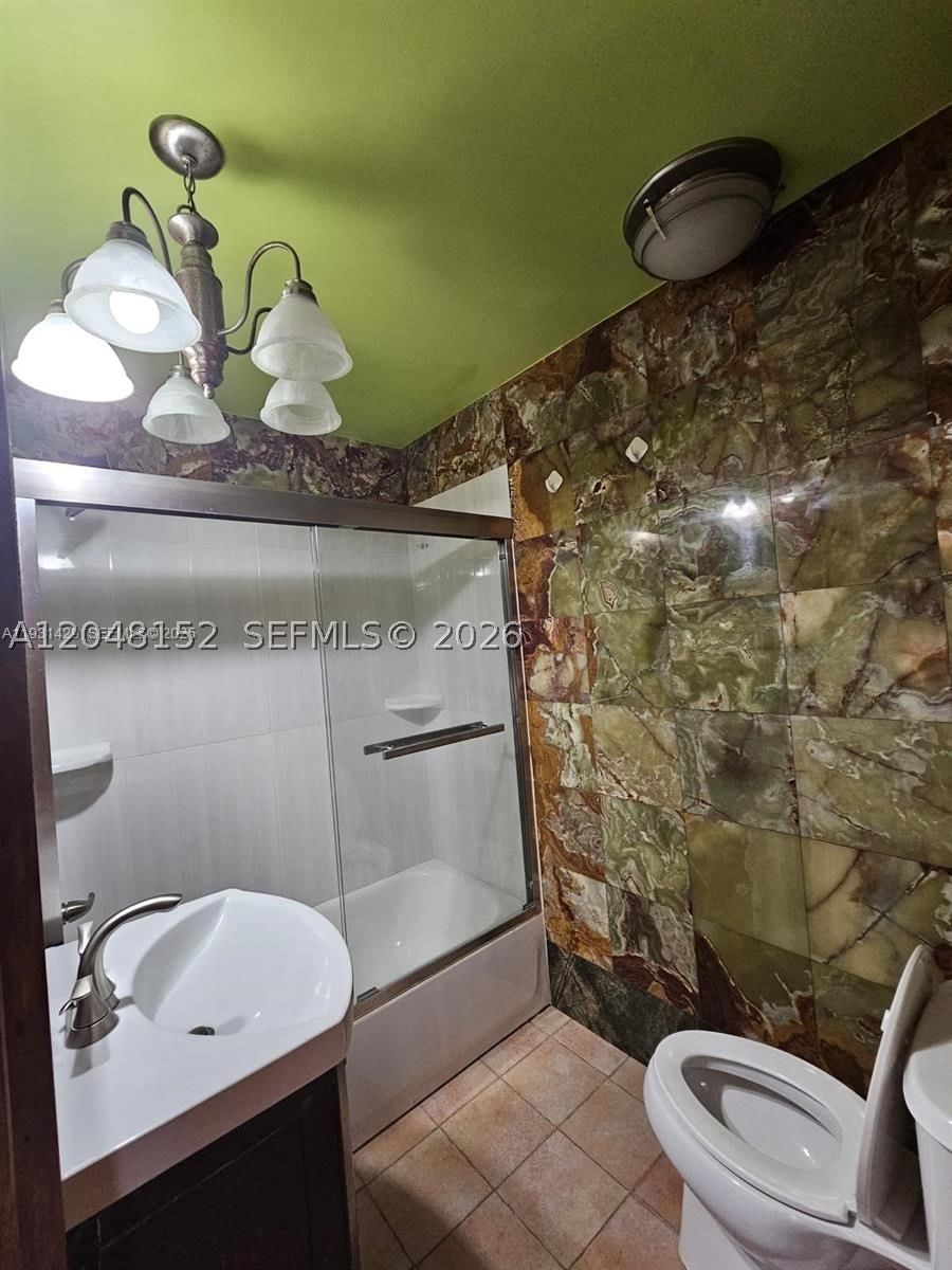 Real estate property located at 10955 56th St, Miami-dade, Westwood Lake 6th Addn, Miami, FL