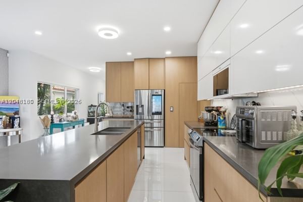 Real estate property located at 2931 38th Ct #2, Miami-dade, Southern Pine Villas, Miami, FL