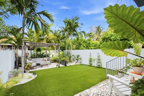 Real estate property located at 2931 38th Ct #2, Miami-dade, Southern Pine Villas, Miami, FL