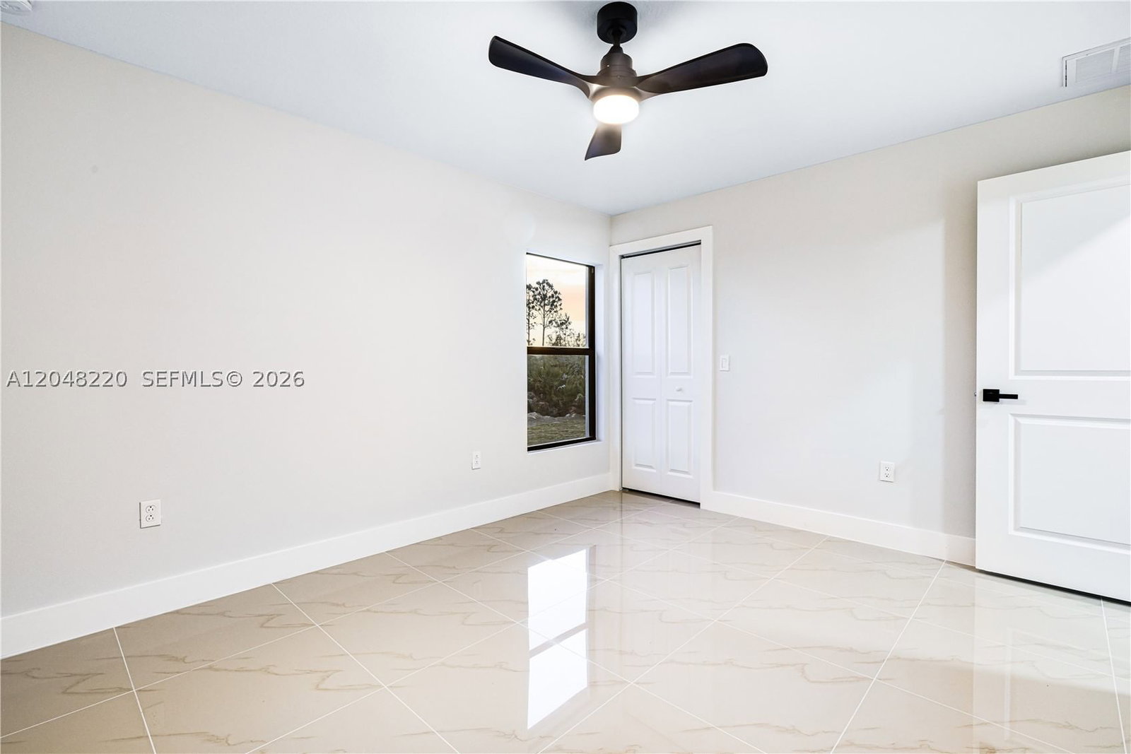 Real estate property located at 450 Mercedes CT, Lee, Lehigh Acres, Lehigh Acres, FL