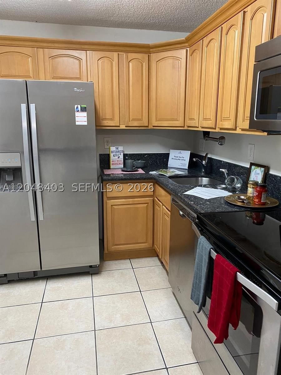 Real estate property located at 15630 80th St I-210, Miami-dade, The Courts At Kendall Con, Miami, FL
