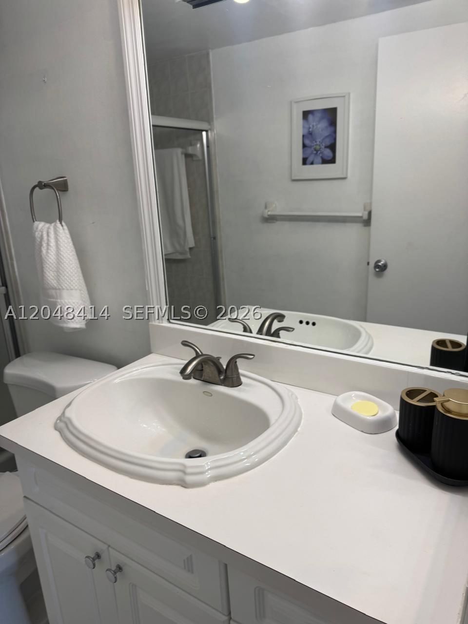 Real estate property located at 5601 Collins Ave #823, Miami-dade, The Pavilion Condo, Miami Beach, FL
