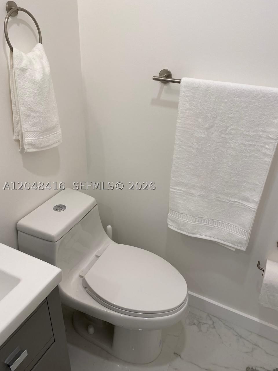 Real estate property located at 5601 Collins Ave #722, Miami-dade, The Pavilion Condo, Miami Beach, FL