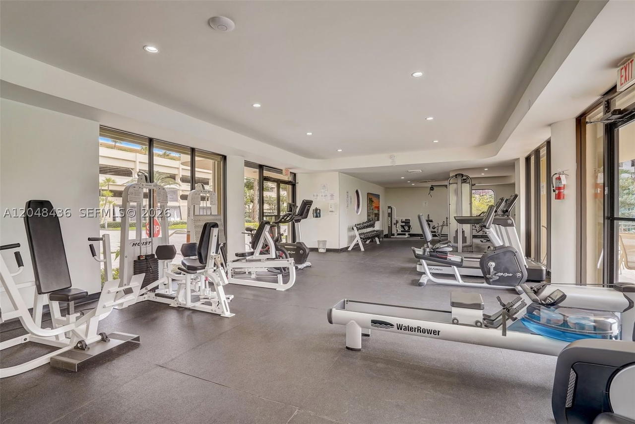 Real estate property located at 20191 Country Club Dr #802, Miami-dade, Terraces North Turnberry, Aventura, FL