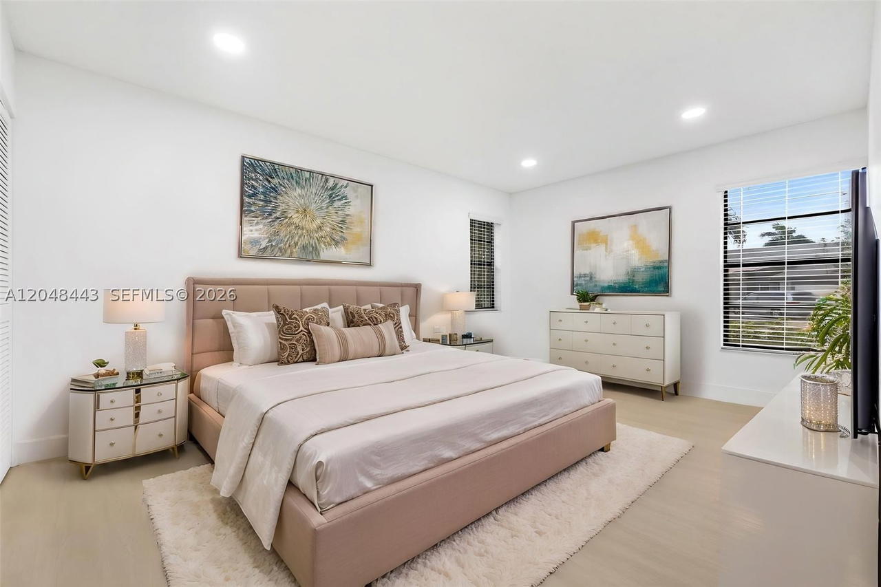 Real estate property located at 7428 49th Ct, Broward, Boulevard Woods North, Lauderhill, FL