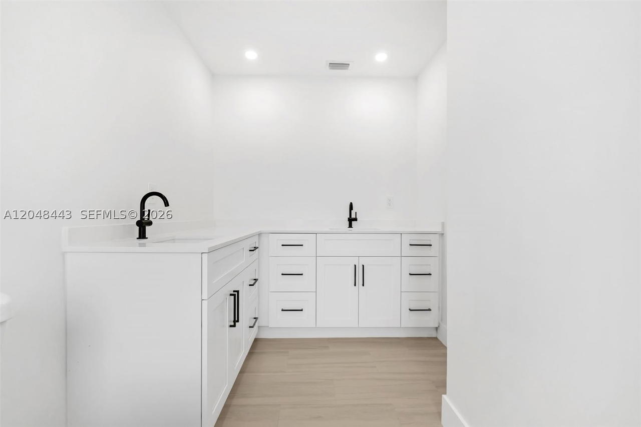 Real estate property located at 7428 49th Ct, Broward, Boulevard Woods North, Lauderhill, FL