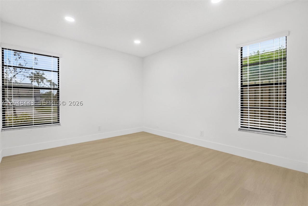 Real estate property located at 7428 49th Ct, Broward, Boulevard Woods North, Lauderhill, FL