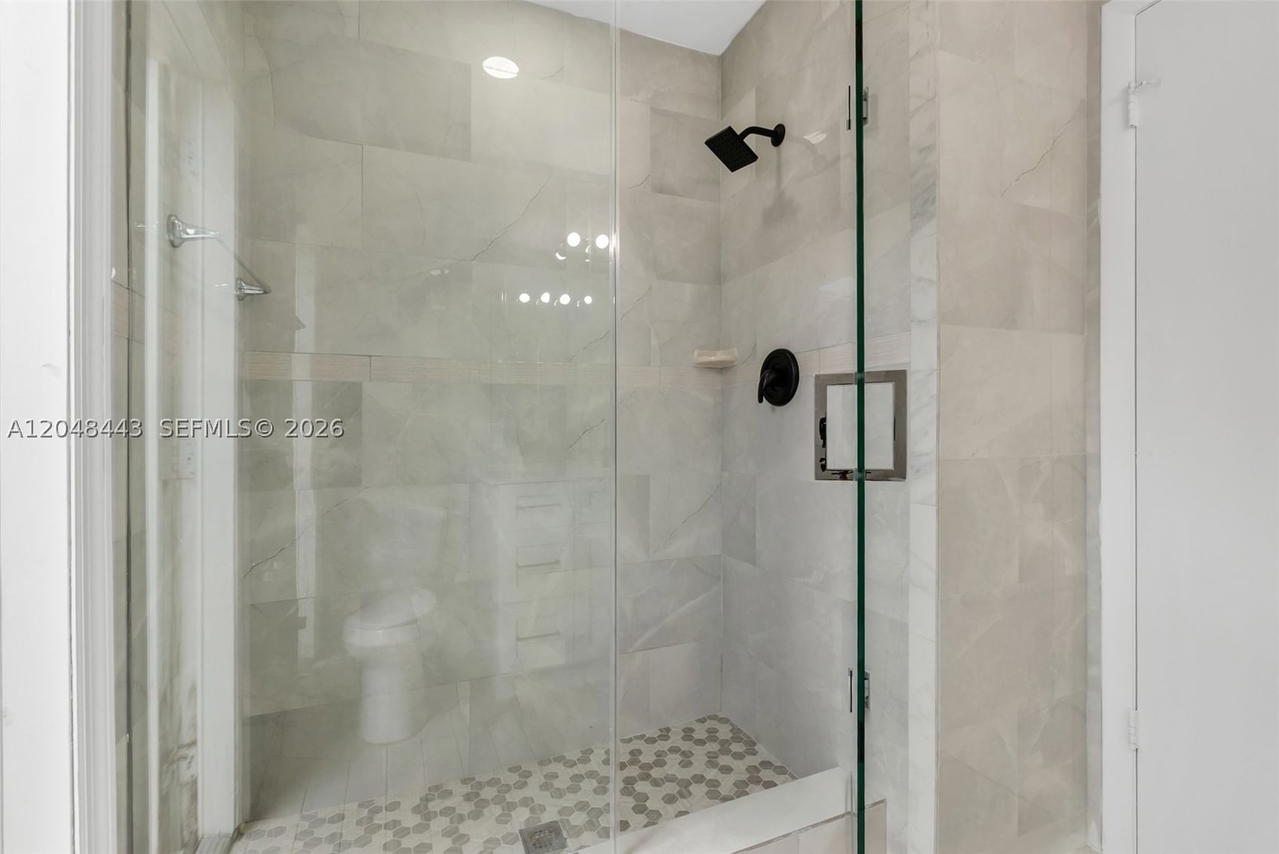 Real estate property located at 7428 49th Ct, Broward, Boulevard Woods North, Lauderhill, FL