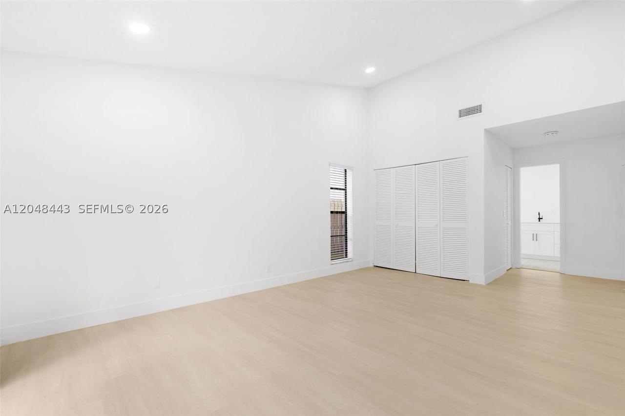 Real estate property located at 7428 49th Ct, Broward, Boulevard Woods North, Lauderhill, FL