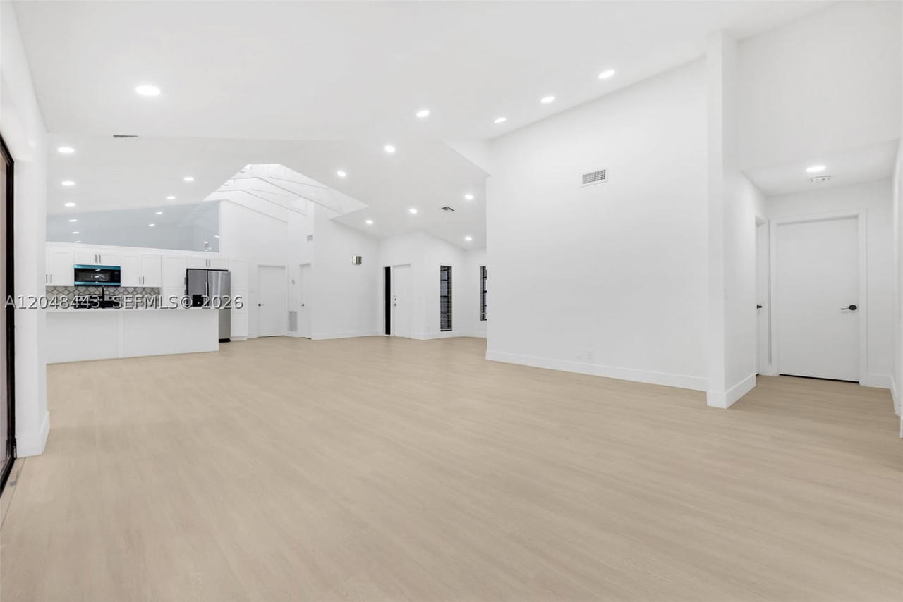 Real estate property located at 7428 49th Ct, Broward, Boulevard Woods North, Lauderhill, FL