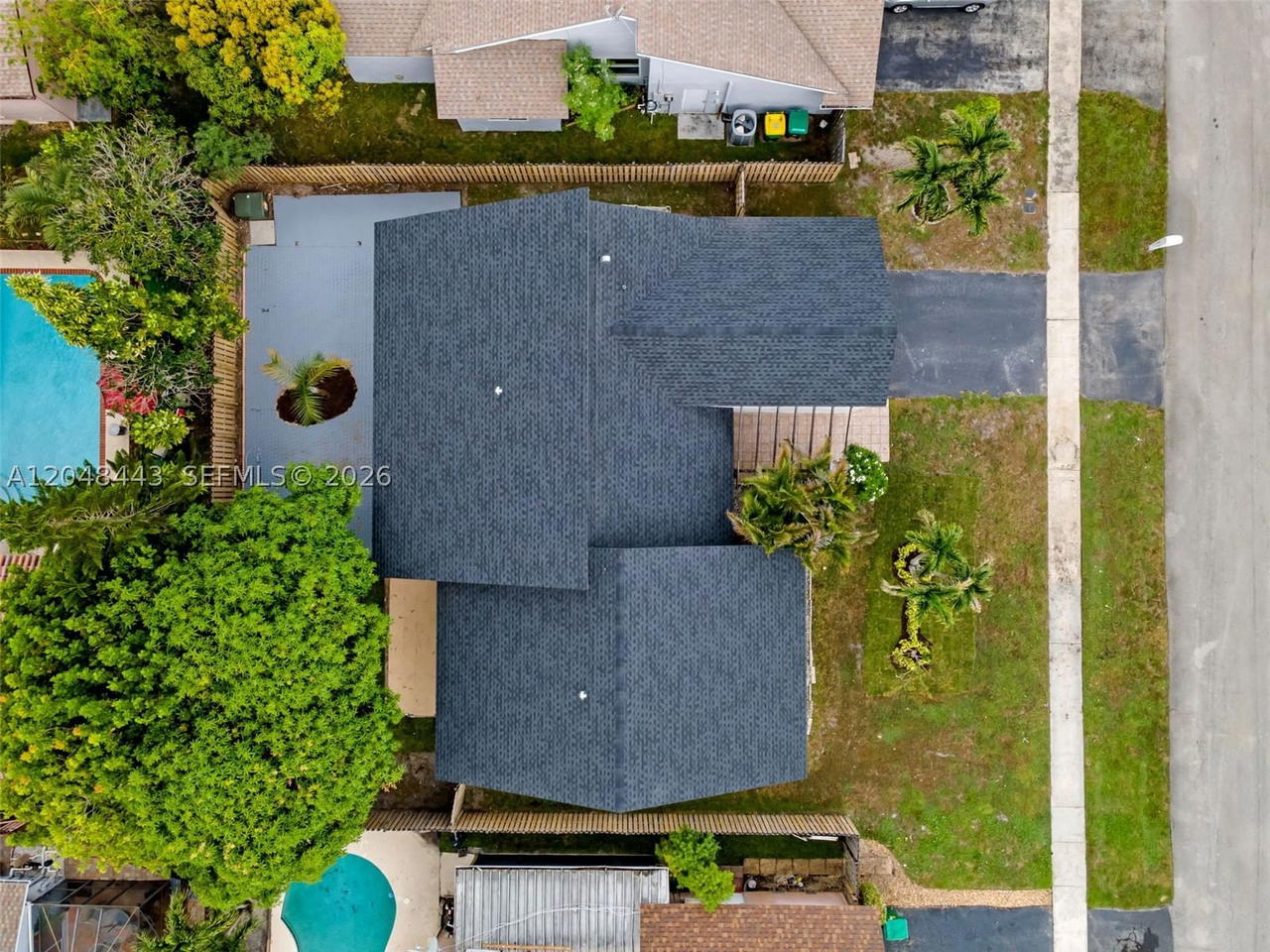 Real estate property located at 7428 49th Ct, Broward, Boulevard Woods North, Lauderhill, FL