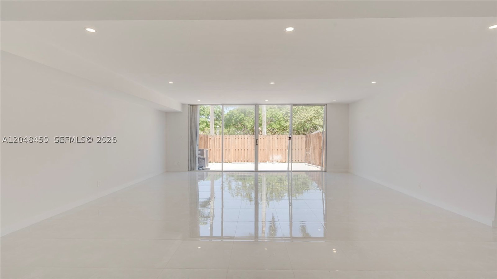 Real estate property located at 933 24th Ave #169, Broward, Venetian Park Iii Condo, Hallandale Beach, FL