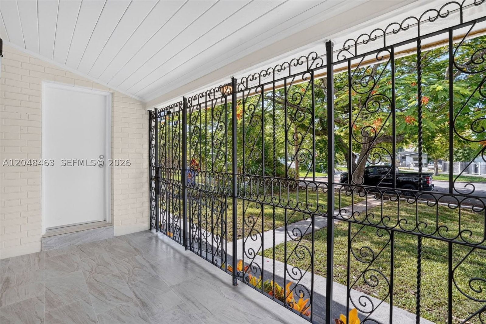 Real estate property located at 2323 1st St, Miami-dade, Glenroyal-amd, Miami, FL