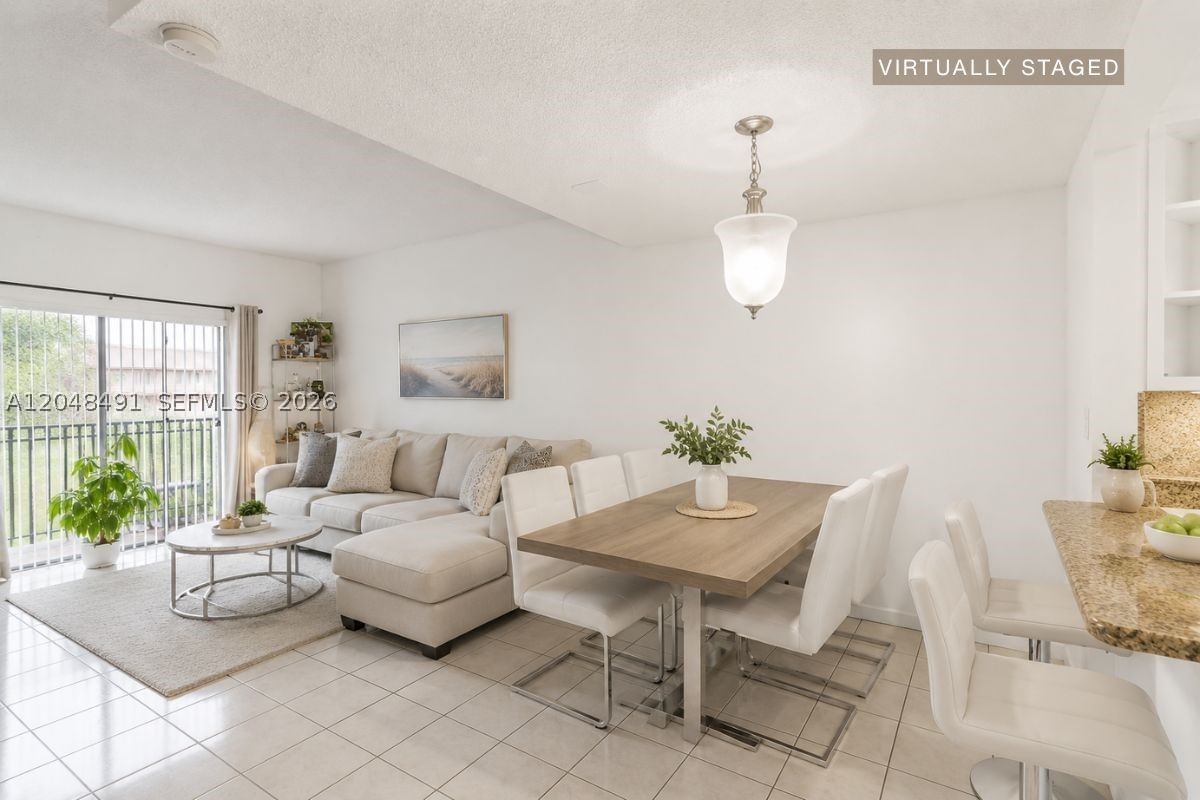 Real estate property located at 10014 Hammocks Blvd #204-4, Miami-dade, Blossoms At The Hammocks, Miami, FL