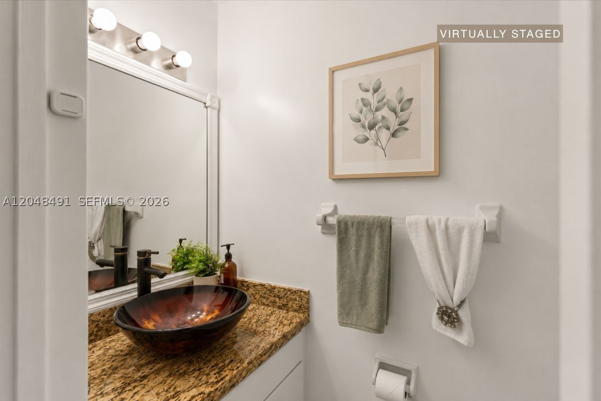 Real estate property located at 10014 Hammocks Blvd #204-4, Miami-dade, Blossoms At The Hammocks, Miami, FL
