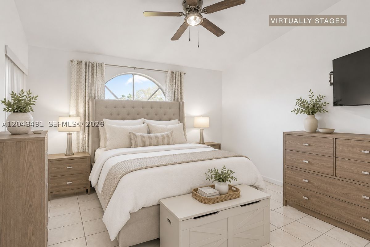 Real estate property located at 10014 Hammocks Blvd #204-4, Miami-dade, Blossoms At The Hammocks, Miami, FL