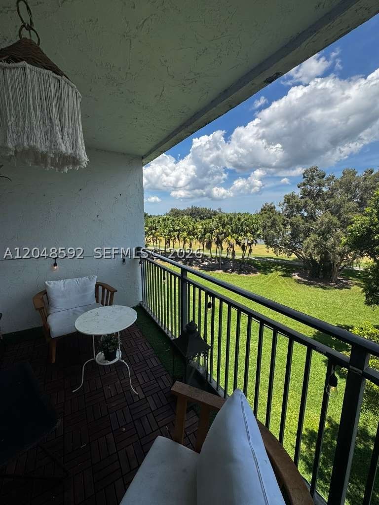 Real estate property located at 16171 Blatt Blvd #412, Broward, Fairways At Bonaventure C, Weston, FL