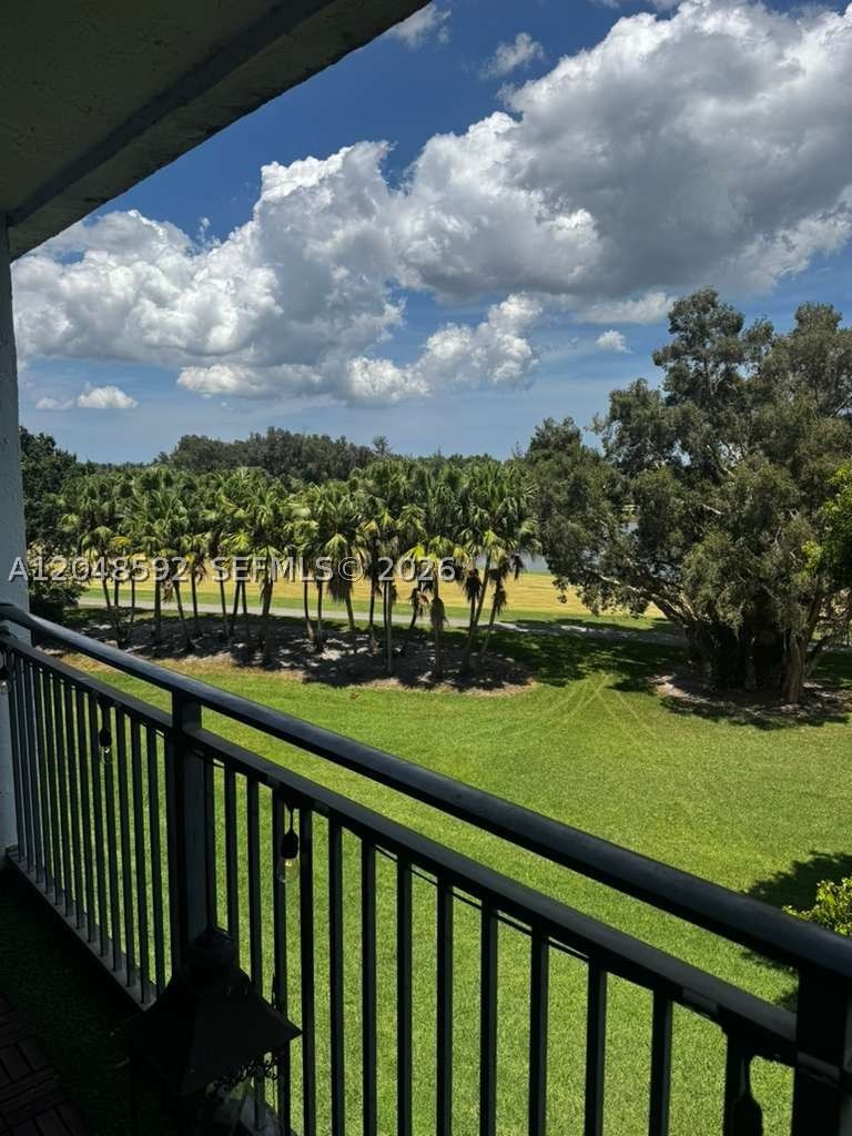 Real estate property located at 16171 Blatt Blvd #412, Broward, Fairways At Bonaventure C, Weston, FL