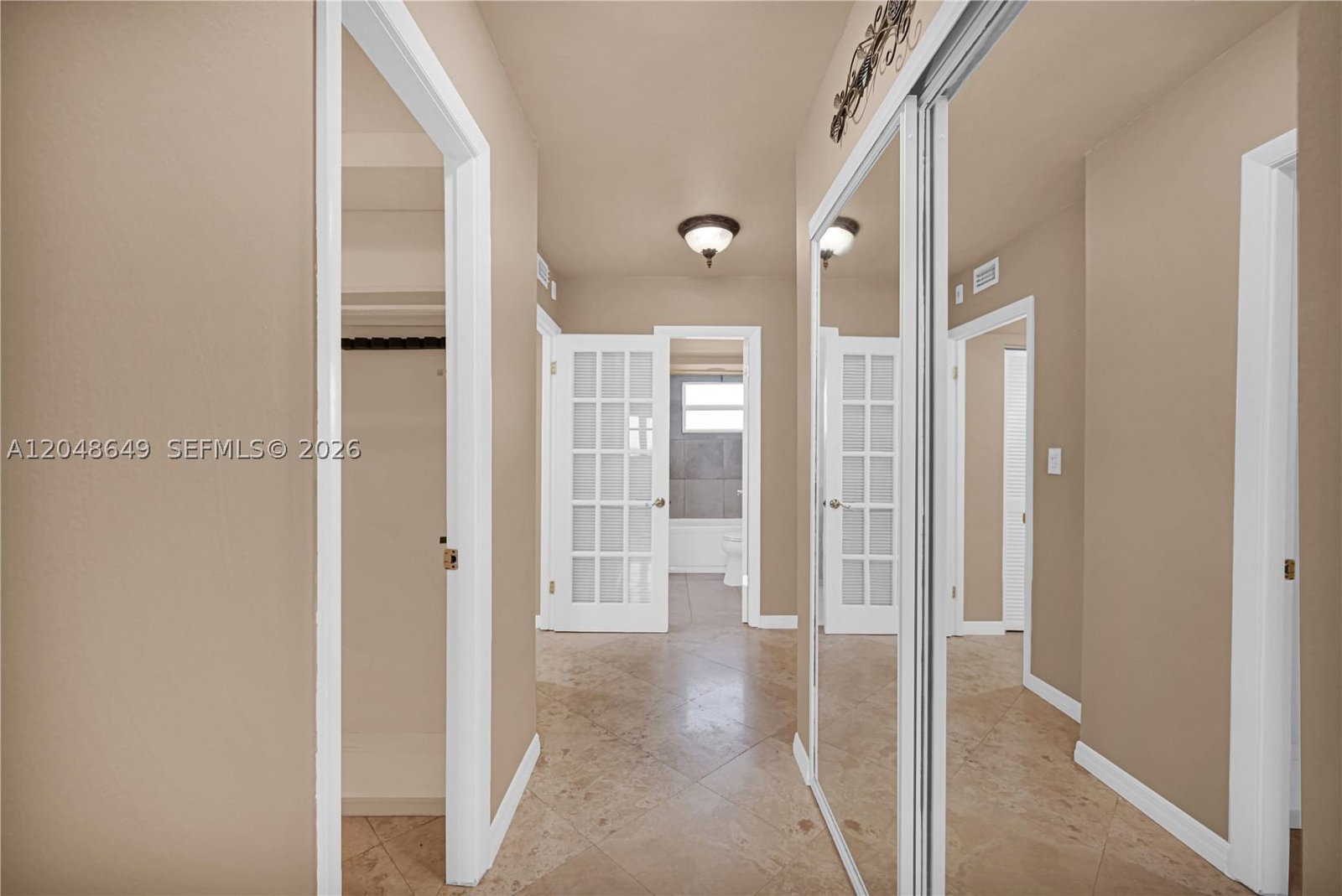 Real estate property located at 1075 Miami Gardens Dr #306, Miami-dade, Royal Bahamian West, Miami, FL