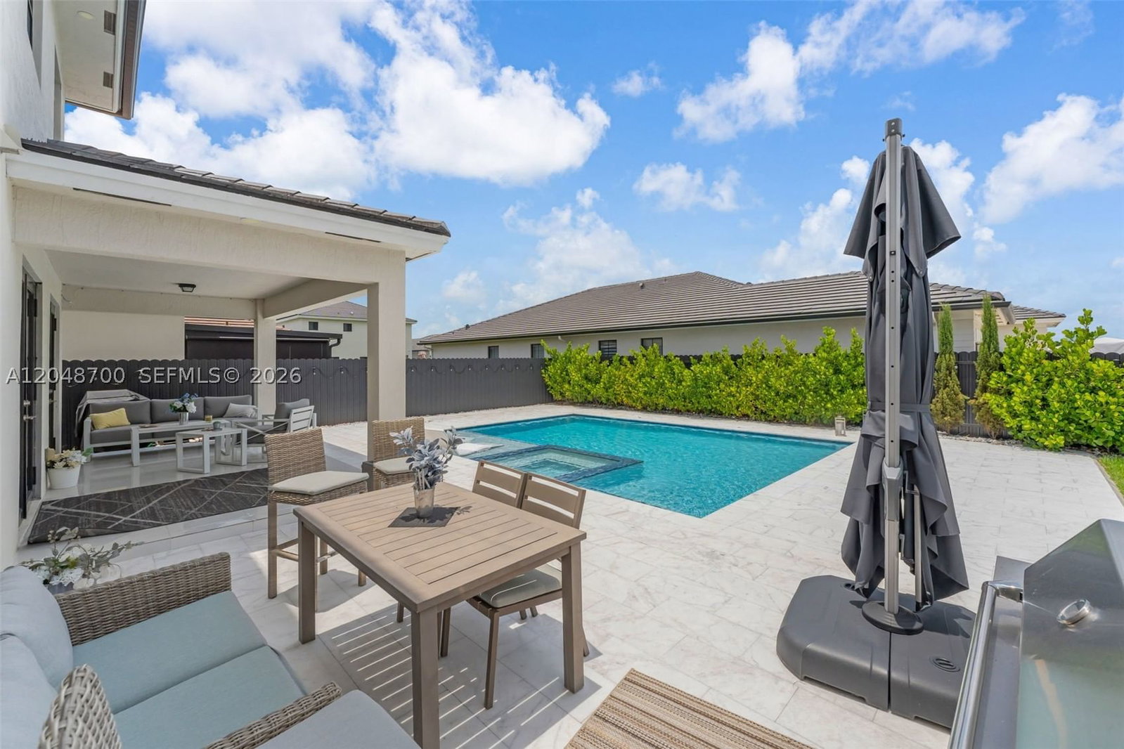 Real estate property located at 1810 144th Ave, Miami-dade, J G Heads Farms Sub, Miami, FL