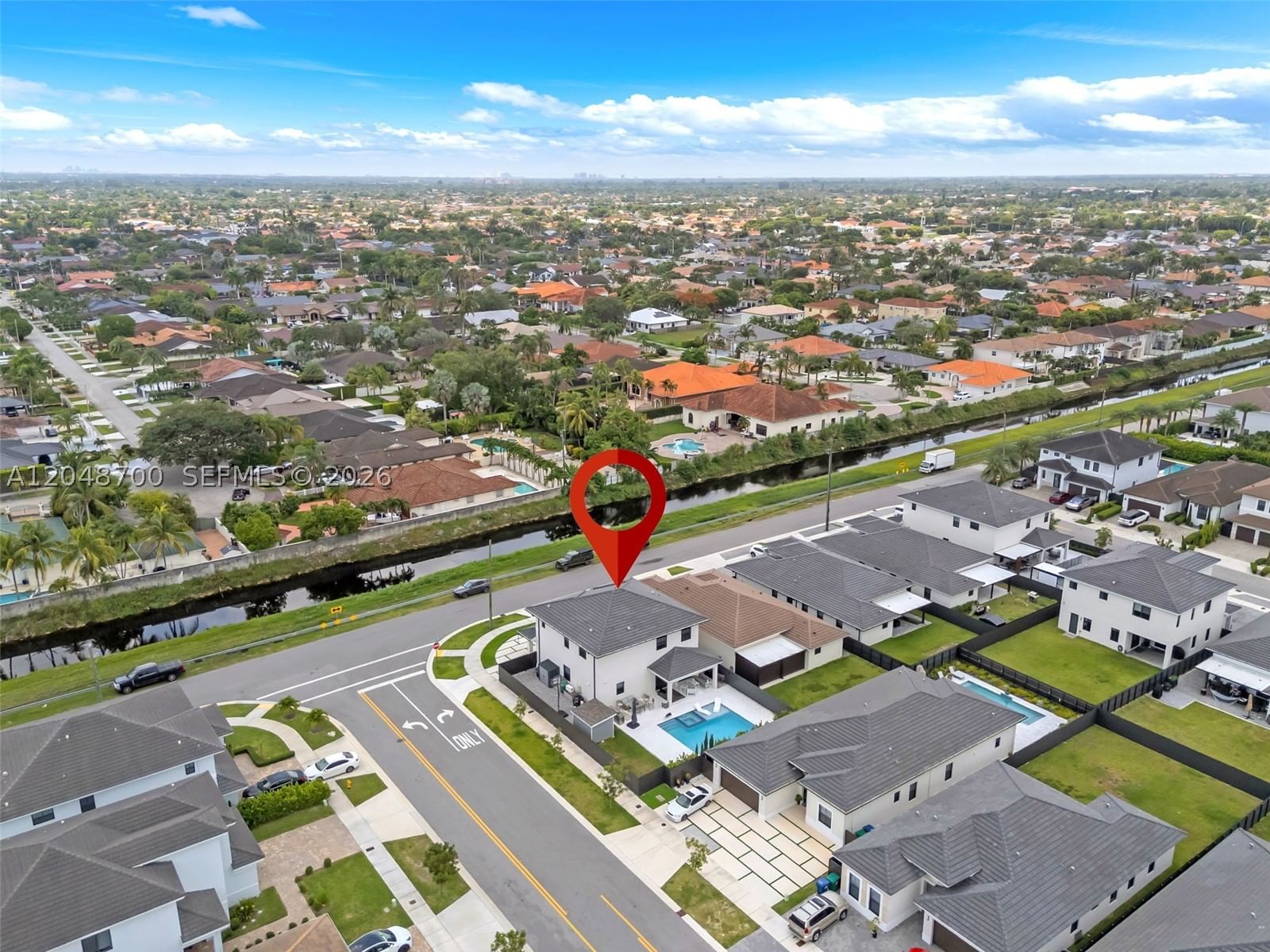 Real estate property located at 1810 144th Ave, Miami-dade, J G Heads Farms Sub, Miami, FL