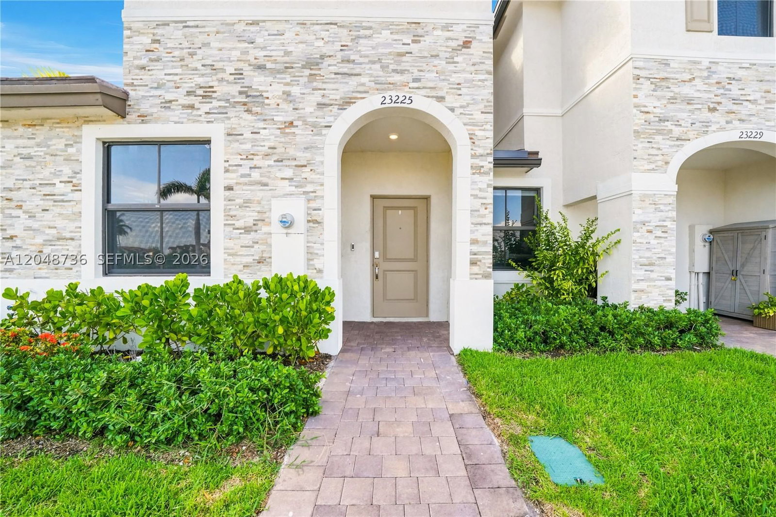 Real estate property located at 23225 128th Ave, Miami-dade, Kendall Assemblage South, Miami, FL