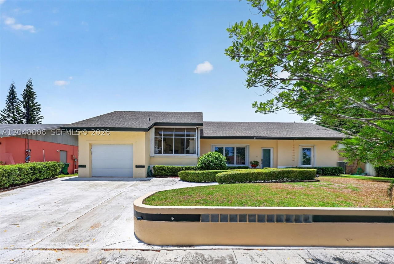 Real estate property located at 16430 107th Ct, Miami-dade, El Alamo Sub, Miami, FL