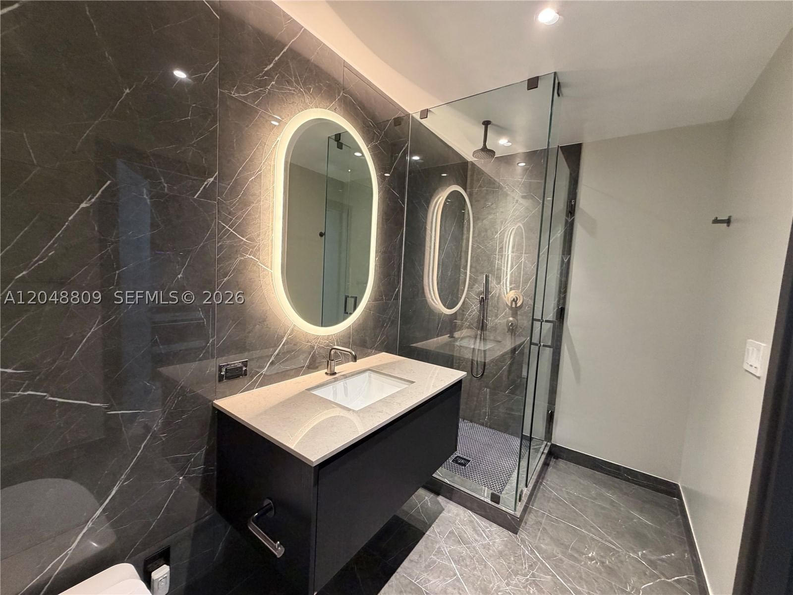 Real estate property located at 20 11th #2703B, Miami-dade, E11even Hotel & Residences, Miami, FL