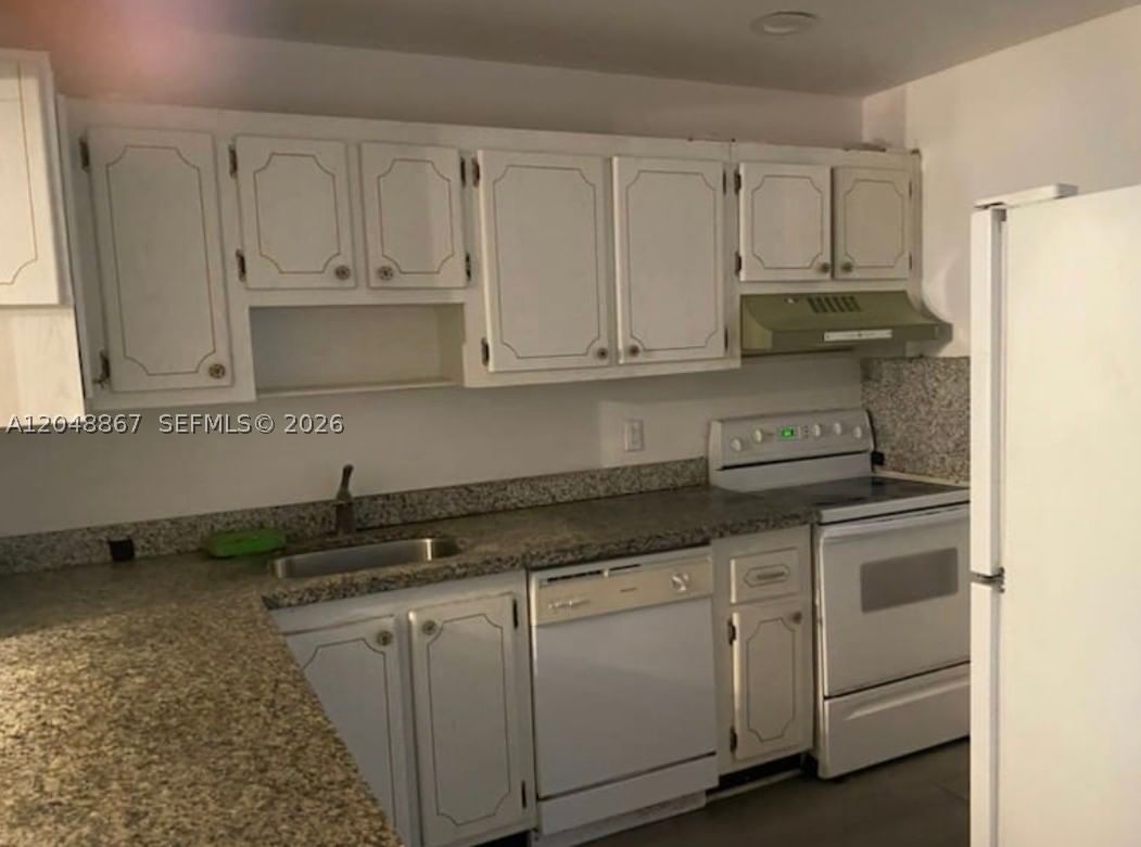 Real estate property located at 410 2nd St #408, Broward, Fourth Gulfstream Garden, Hallandale Beach, FL