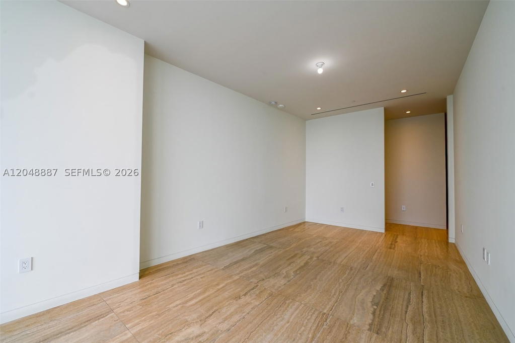 Real estate property located at 5 Grove Isle Dr L404, Miami-dade, Vita At Grove Isle Condo, Coconut Grove, FL