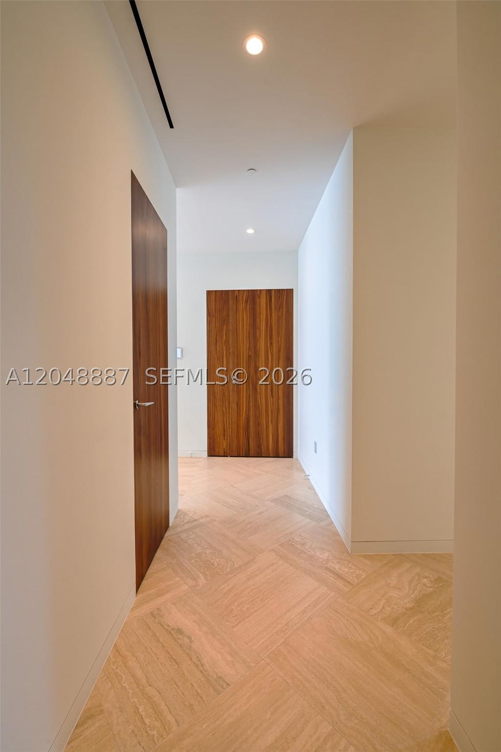 Real estate property located at 5 Grove Isle Dr L404, Miami-dade, Vita At Grove Isle Condo, Coconut Grove, FL