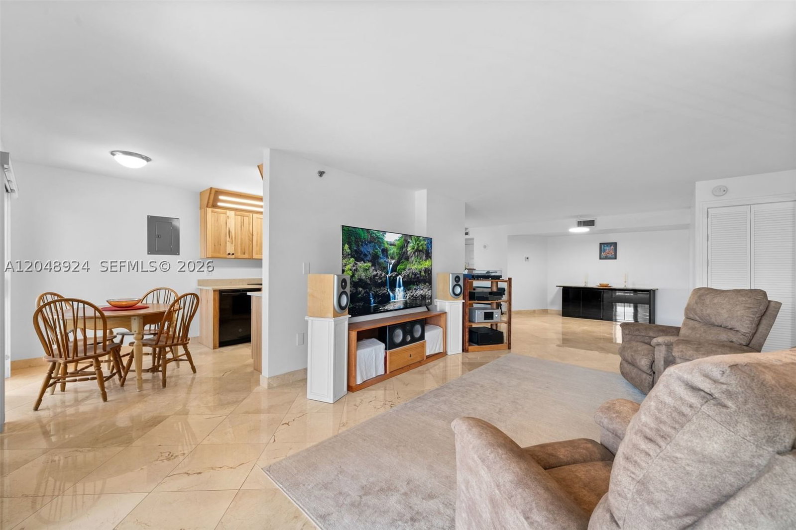 Real estate property located at 1201 Ocean Dr #410S, Broward, Summit Condo, Hollywood, FL