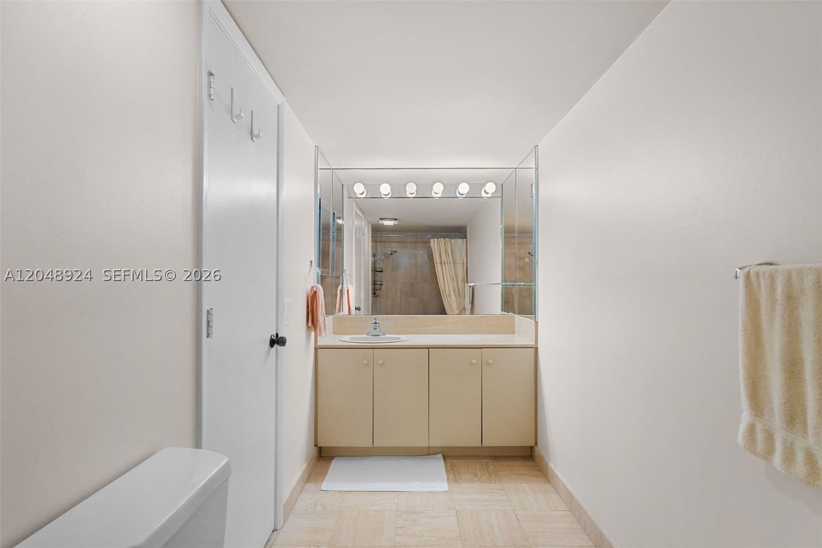 Real estate property located at 1201 Ocean Dr #410S, Broward, Summit Condo, Hollywood, FL