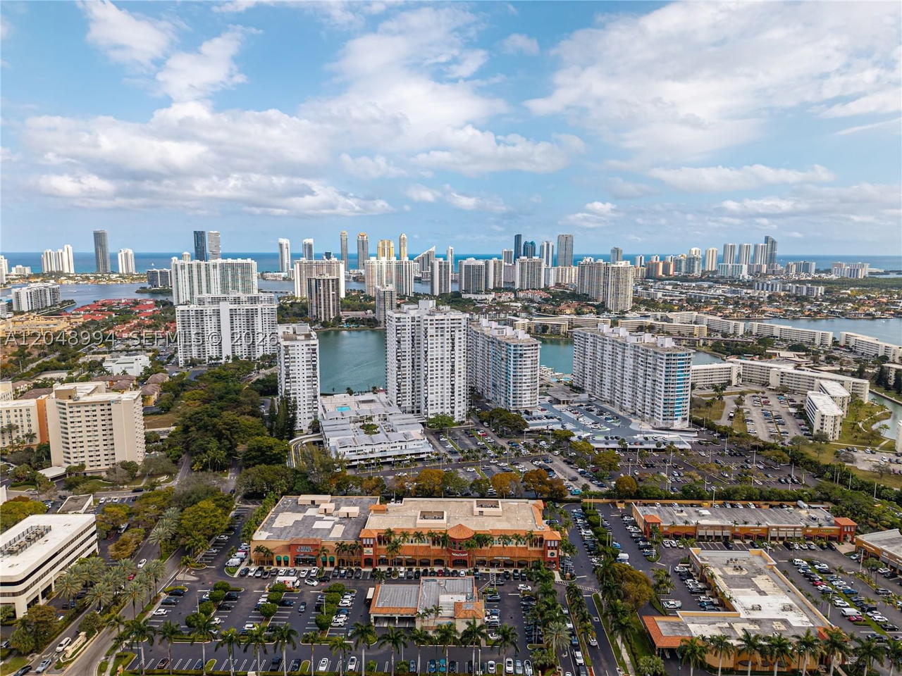 Real estate property located at 2750 183rd St #2108, Miami-dade, Commodore Plaza Condo, Aventura, FL