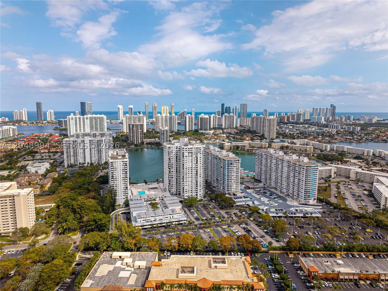 Real estate property located at 2750 183rd St #2108, Miami-dade, Commodore Plaza Condo, Aventura, FL