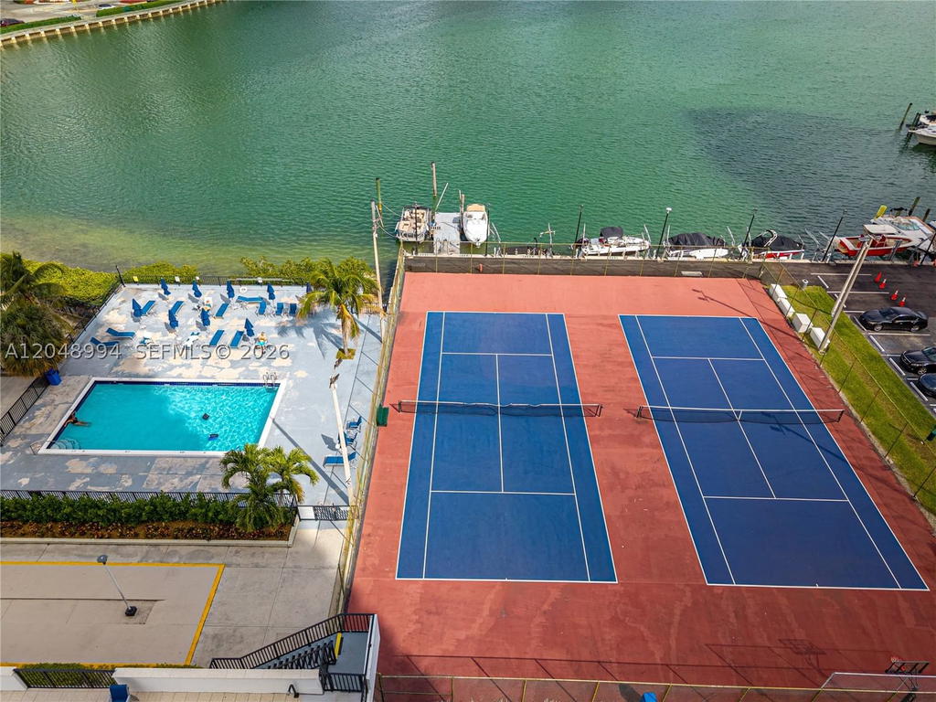 Real estate property located at 2750 183rd St #2108, Miami-dade, Commodore Plaza Condo, Aventura, FL