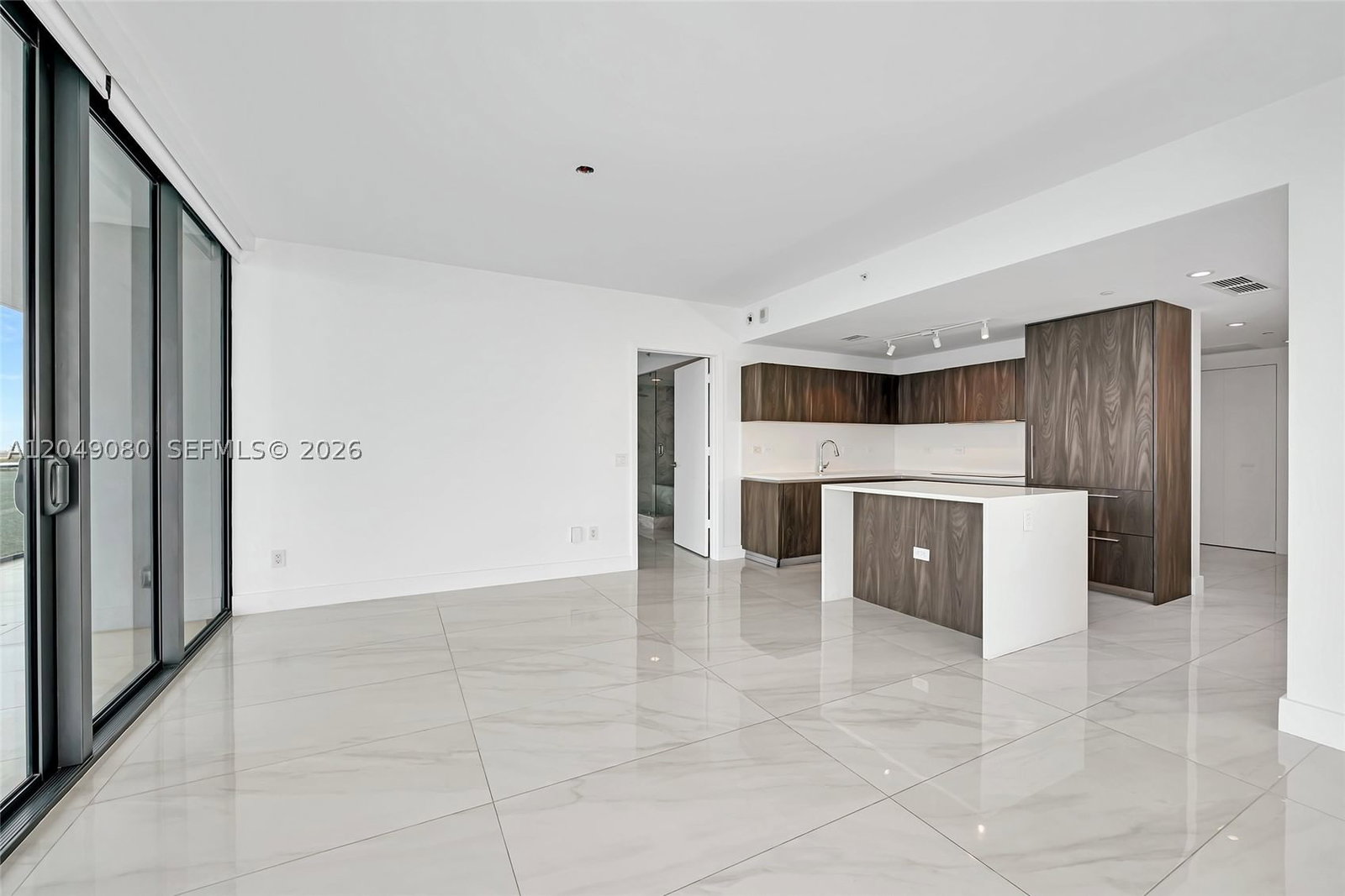 Real estate property located at 3131 7th Ave #1806, Miami-dade, One Paraiso Condo, Miami, FL
