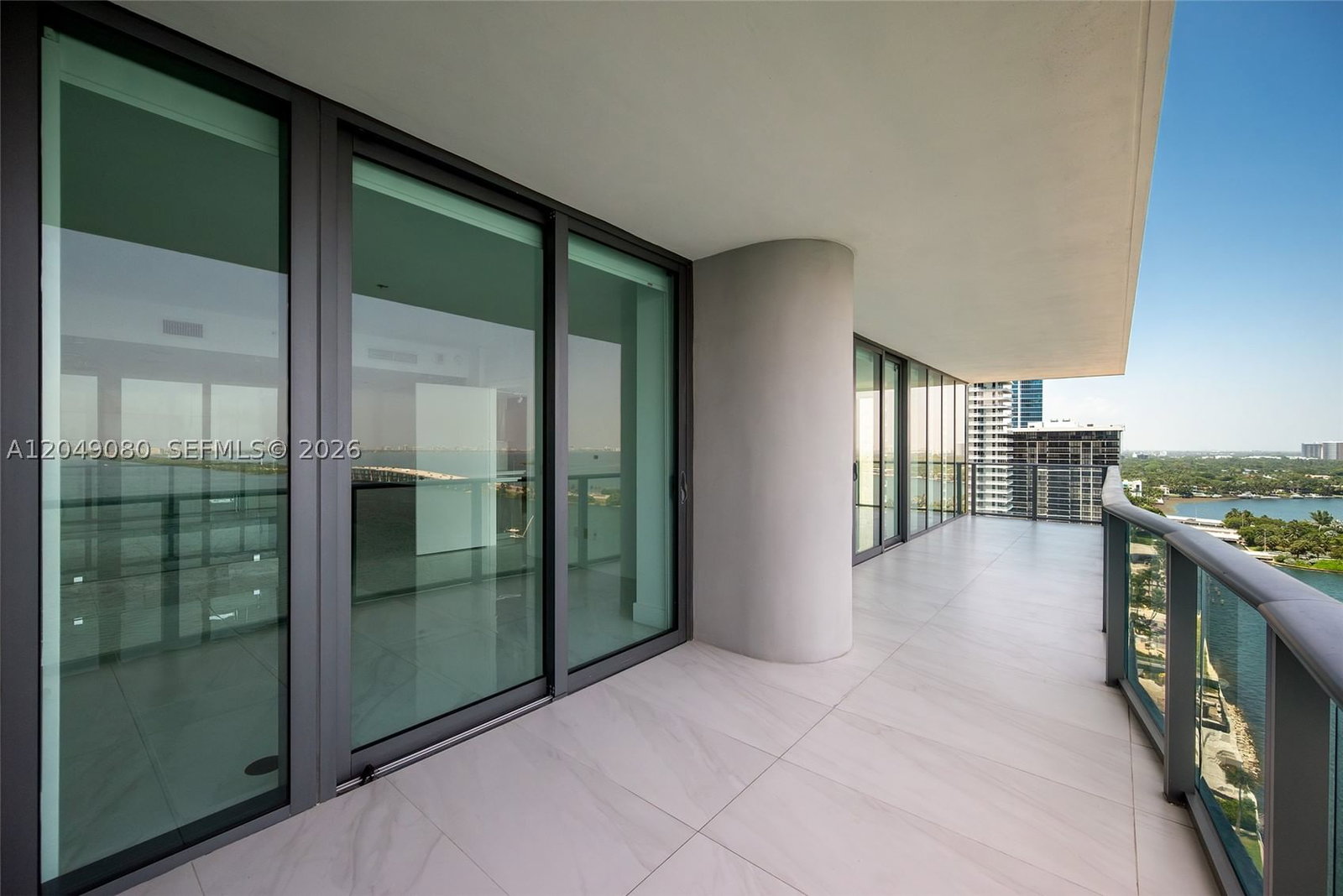 Real estate property located at 3131 7th Ave #1806, Miami-dade, One Paraiso Condo, Miami, FL