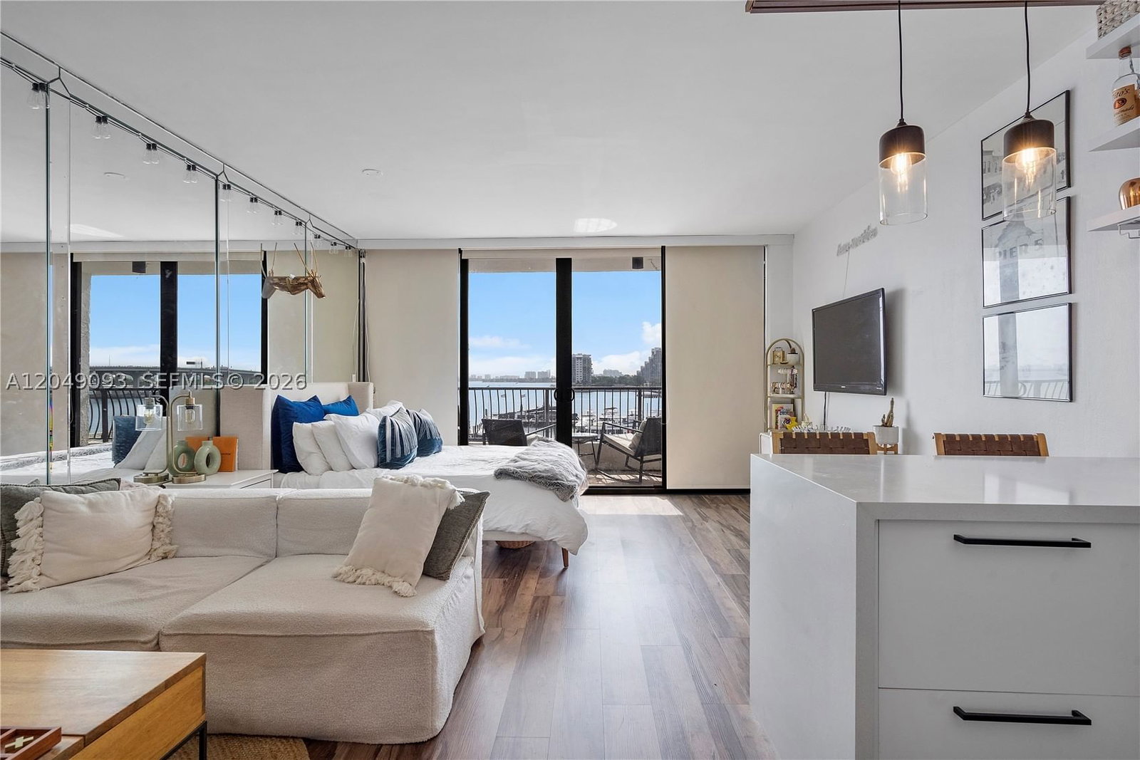 Real estate property located at 555 15th St #518, Miami-dade, Venetia Condo, Miami, FL