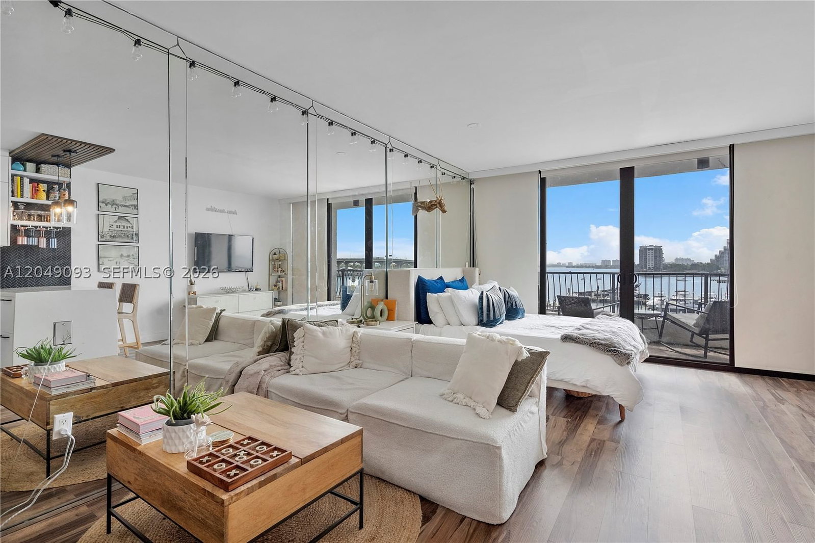 Real estate property located at 555 15th St #518, Miami-dade, Venetia Condo, Miami, FL