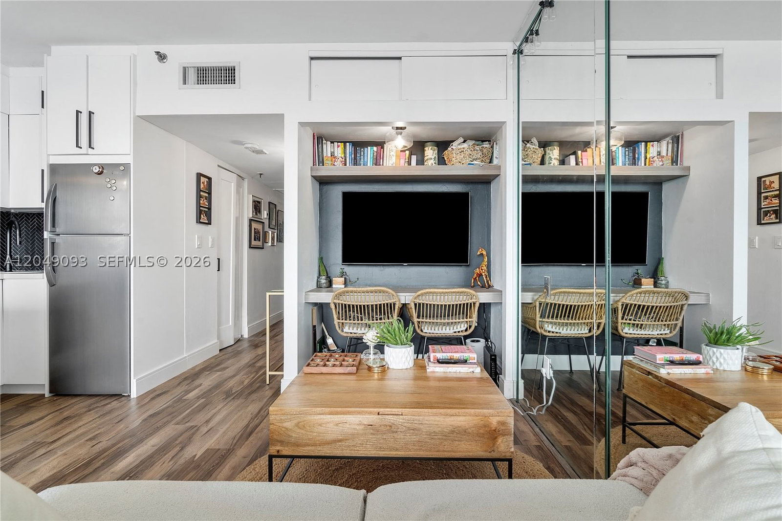 Real estate property located at 555 15th St #518, Miami-dade, Venetia Condo, Miami, FL